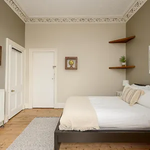  Apartment 2 Bed Old Town - Next To Castle